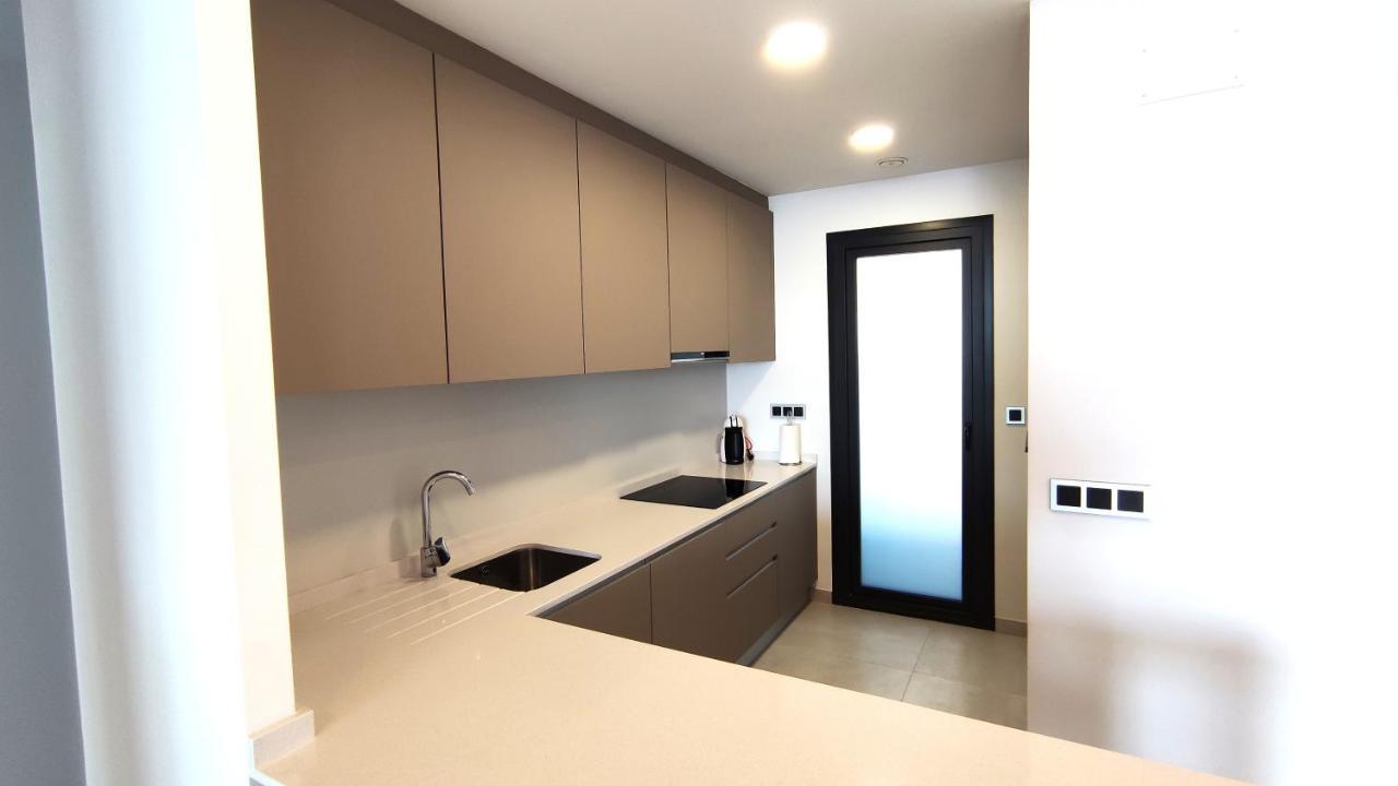 Apartamentos Sunset Waves By Sonneil Rentals Benidorm Exterior photo